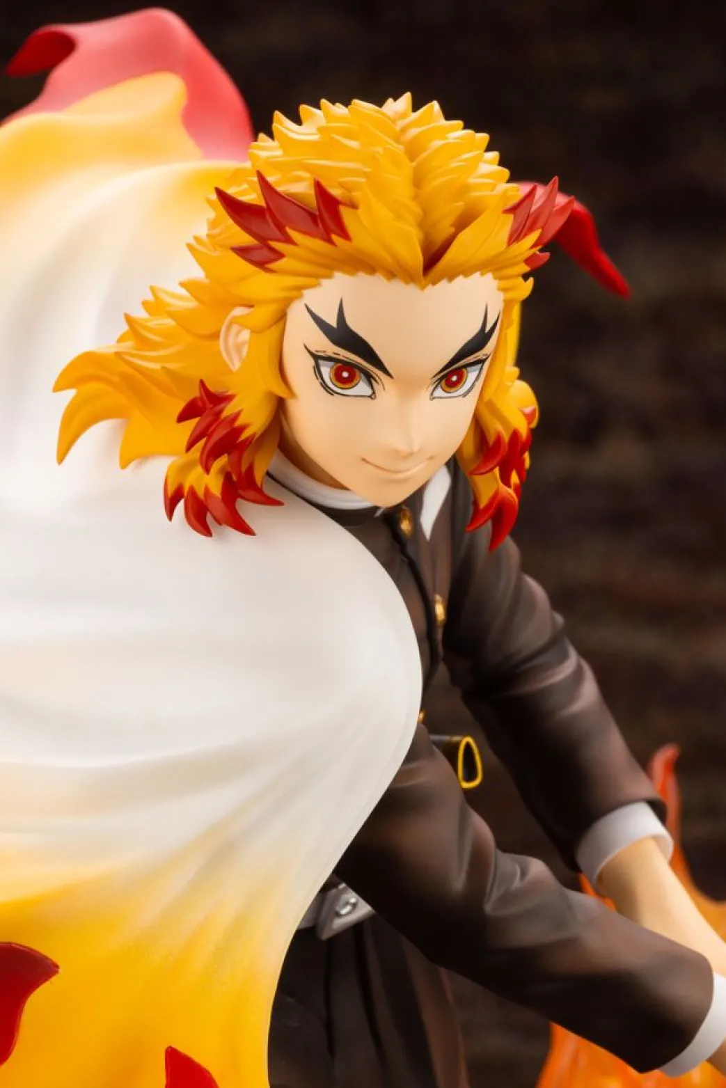 Demon Slayer: Kimetsu no Yaiba � Kyojuro Rengoku ARTFX J-Figur im Ma�stab 1:8