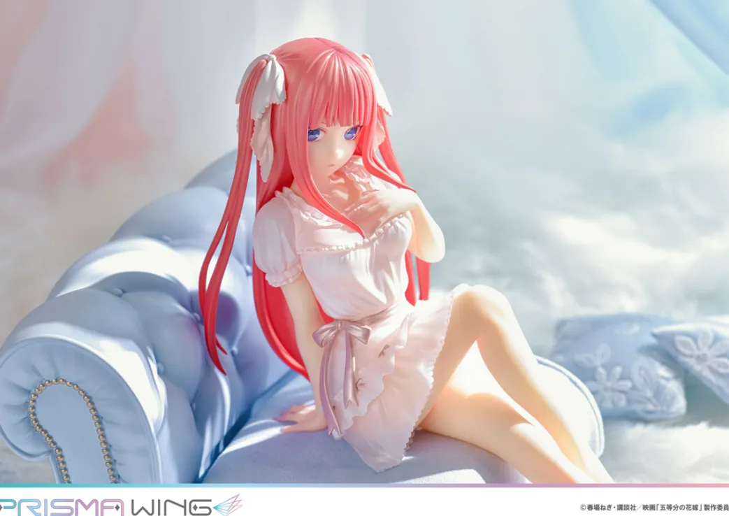 Die Quintessential Quintuplets - Nino Nakano Figur im Maßstab 1:7 (Lounging on the Sofa Ver.)