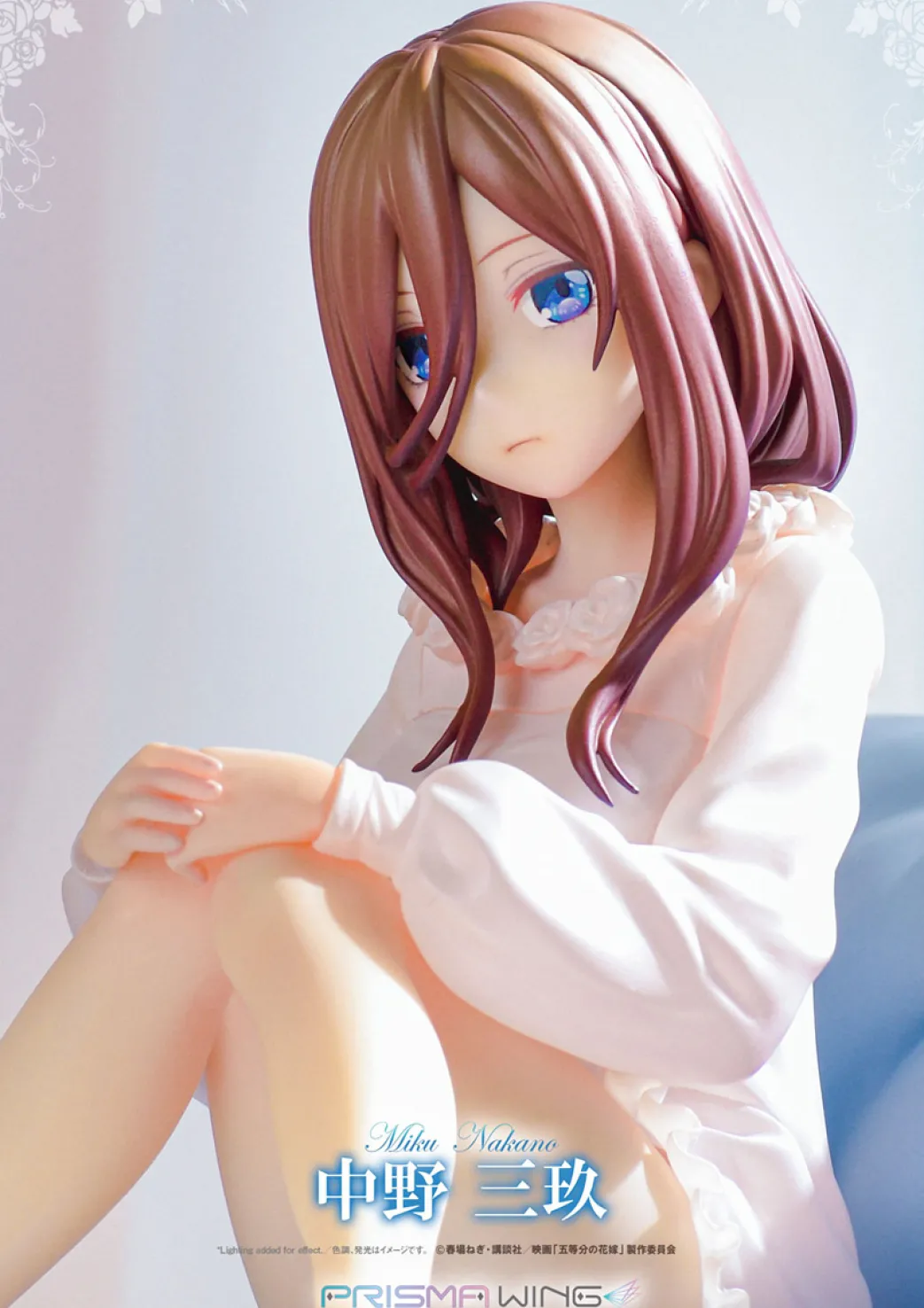 Die Quintessential Quintuplets - Miku Nakano Figur im Maßstab 1:7 (Lounging on the Sofa Ver.)