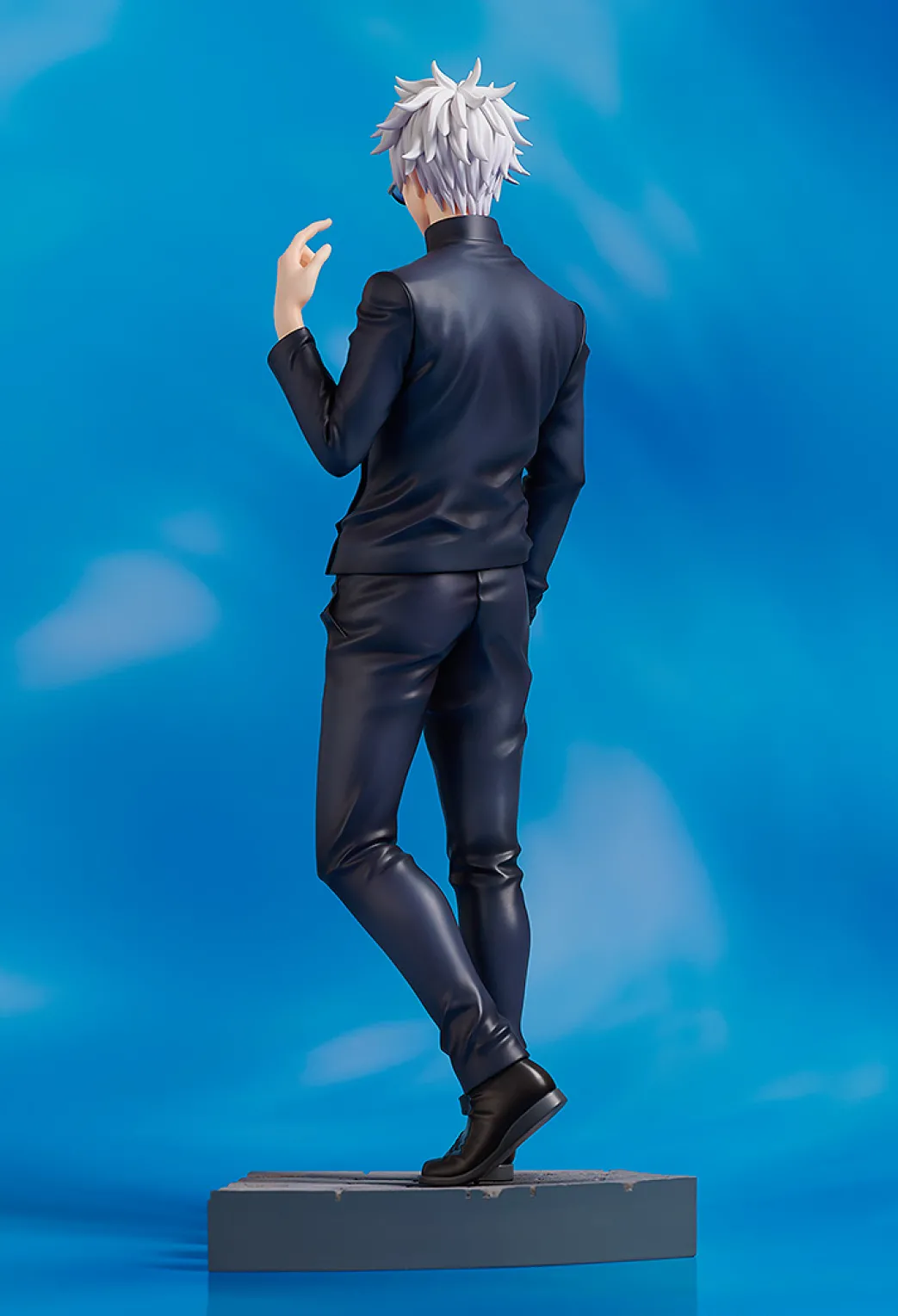 JUJUTSU KAISEN – Satoru Gojo Figur im Maßstab 1:7 (Tokyo Jujutsu High School Ver.)