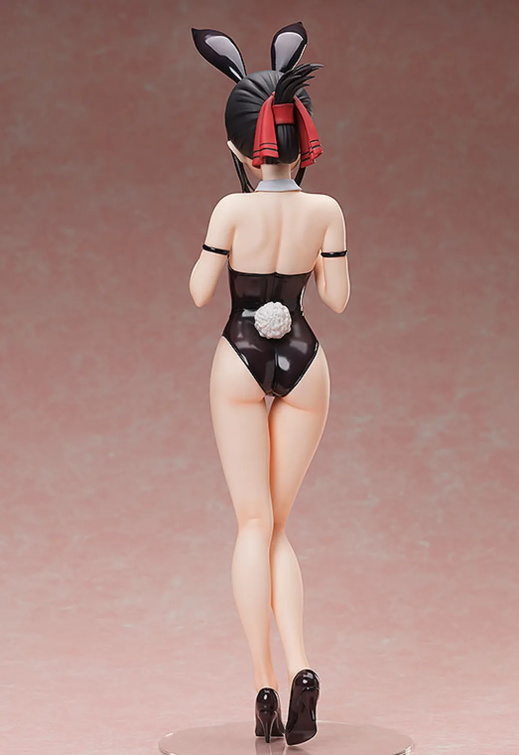 Kaguya-sama Love Is War Ultra Romantic - Kaguya Shinomiya Figur im Maßstab 1:4 (Bare Leg Bunny Ver.)
