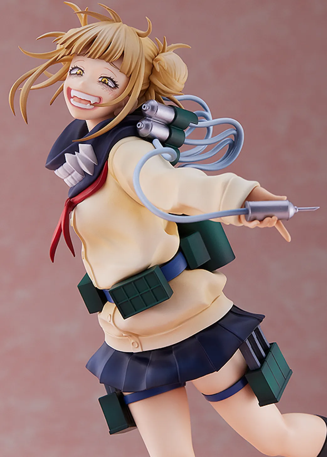 My Hero Academia - Himiko Toga Figur im Maßstab 1:7 (Villainous Smile Ver.)