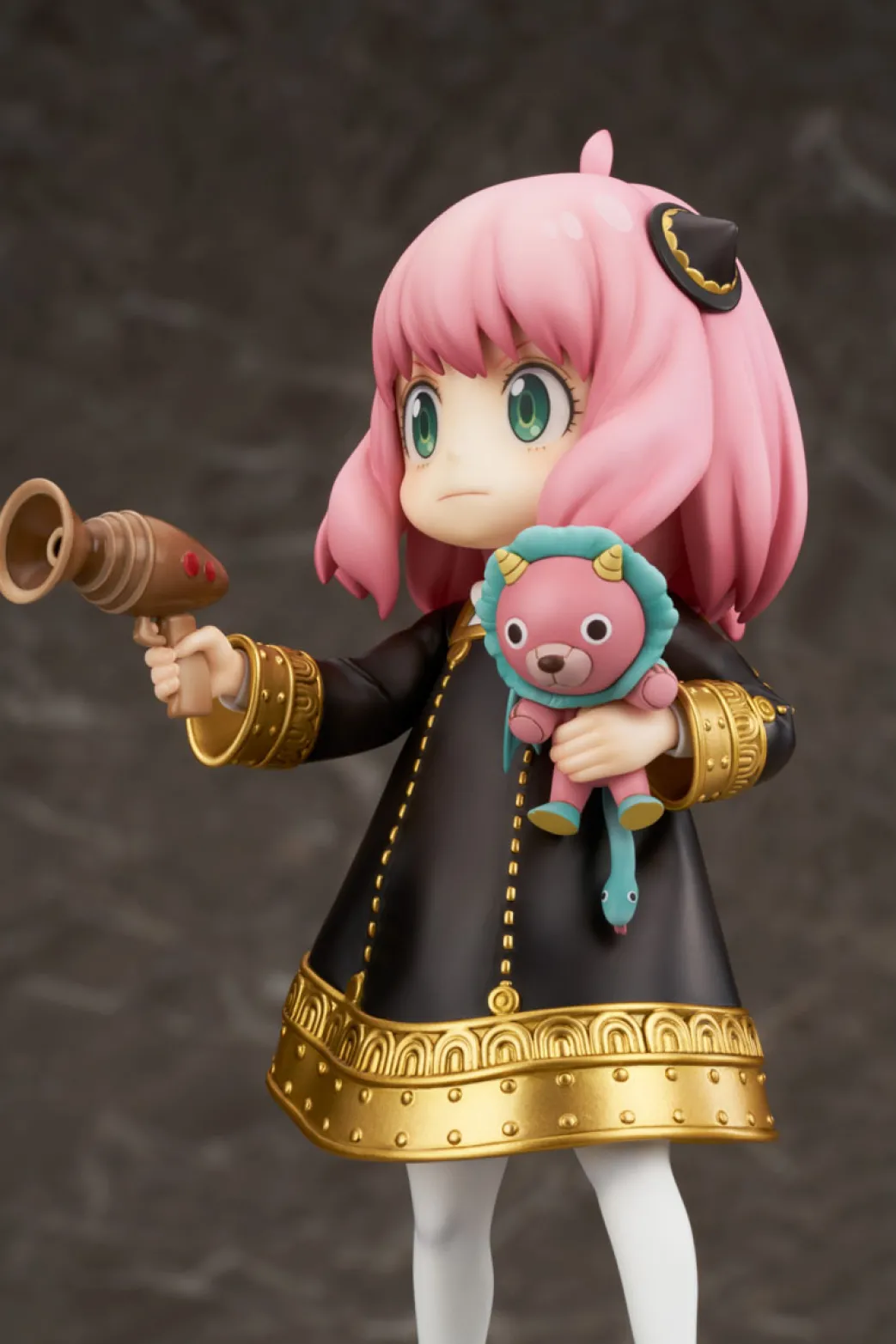 Spy x Family - Anya Forger Figur im Maßstab 1:7 (The Forger Family Ver.)